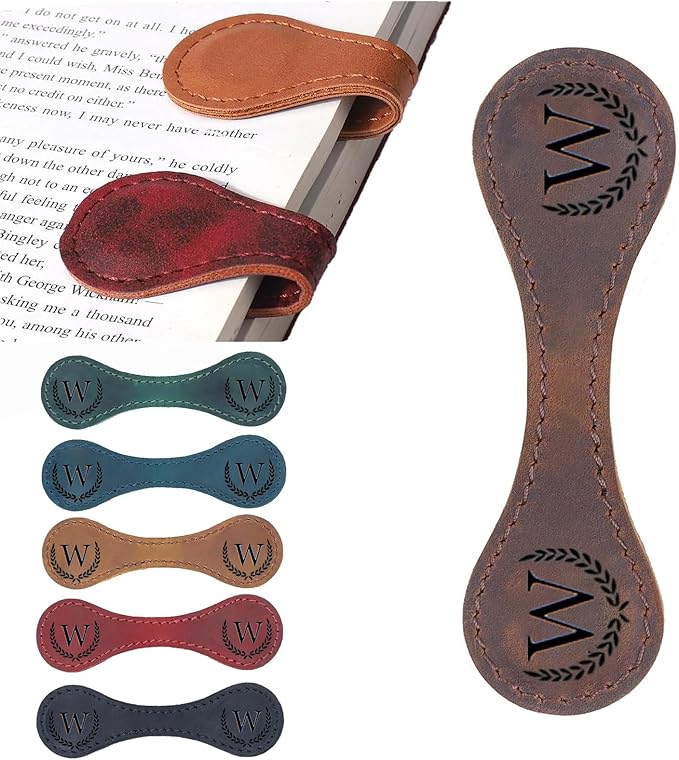 Personalized Magnetic Leather Bookmark, 26 Letters Custom Leather Bookmarks, Handmade, Leather Magnetic Bookmark for Book Lovers Readers Women Kid(Brown，W）