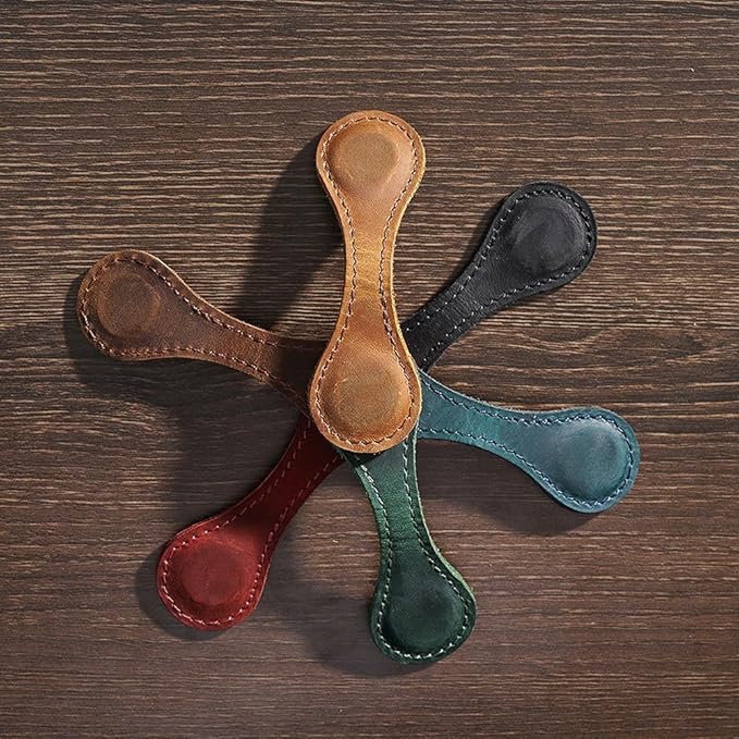 Personalized Magnetic Leather Bookmark, 26 Letters Custom Leather Bookmarks, Handmade, Leather Magnetic Bookmark for Book Lovers Readers Women Kid(Blue，Z）
