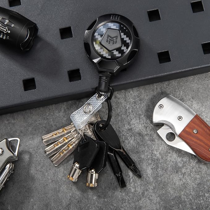 MNGARISTA Upgraded Heavy Duty Retractable Keychain with Belt Clip, 10 OZ Retraction, 31.5" Stainless Steel Cord, 3K Carbon Fiber ID Badge Reel with Badge Strap and Key Ring